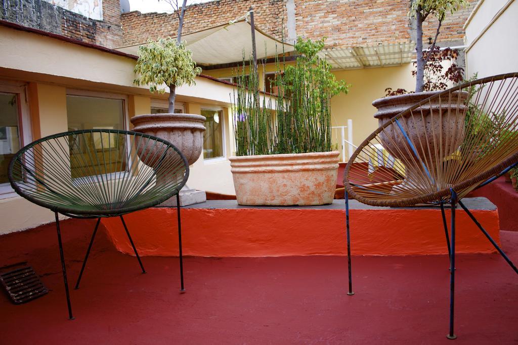 Residencia Los Angeles Bed & Breakfast Guadalajara Exterior photo