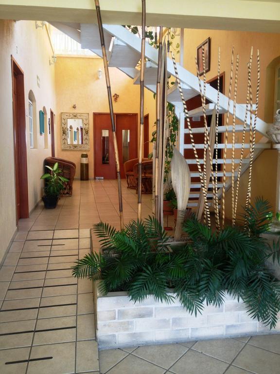 Residencia Los Angeles Bed & Breakfast Guadalajara Exterior photo